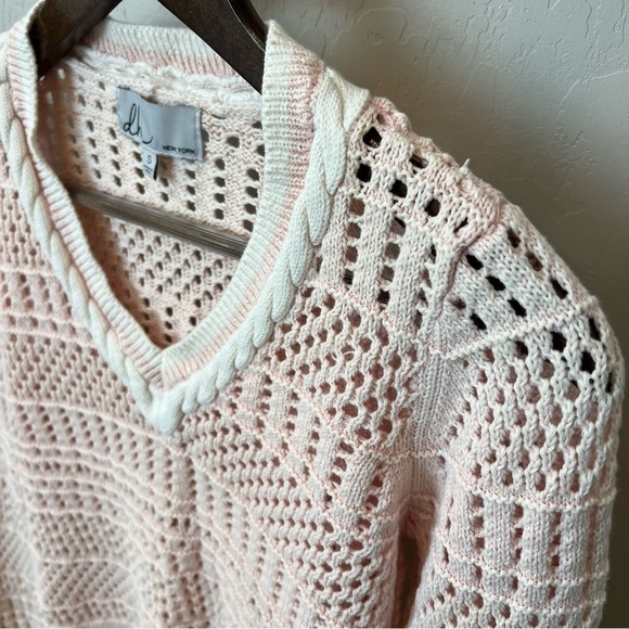DH tennis pullover sweater, pointelle knit, baby pink w. white cableknit detail - Picture 5 of 11
